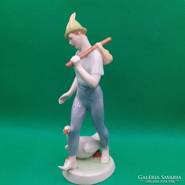 Retro Kőbányai/ Drasche  porcelán  Ludas Matyi, Ludas fiú  figura