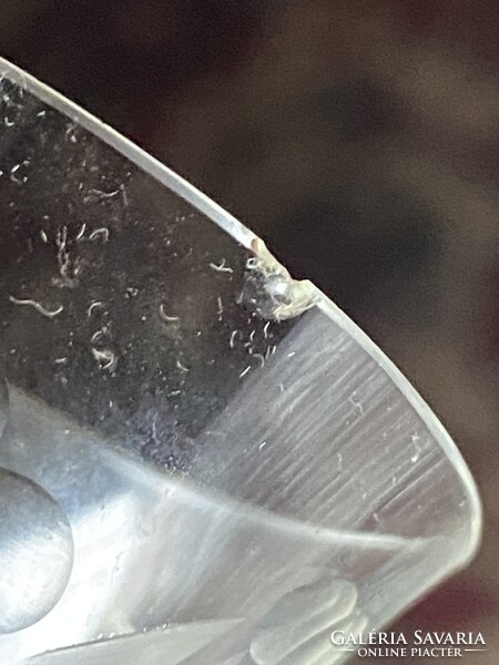 JELZETT, EZÜST TALPÚ METSZETT PÁLINKÁS POHÁR 7.5 CM