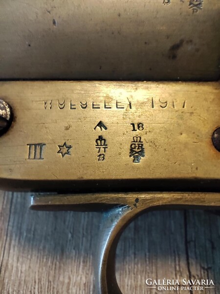 Brit 1917 Webley & Scott jelzőpisztoly