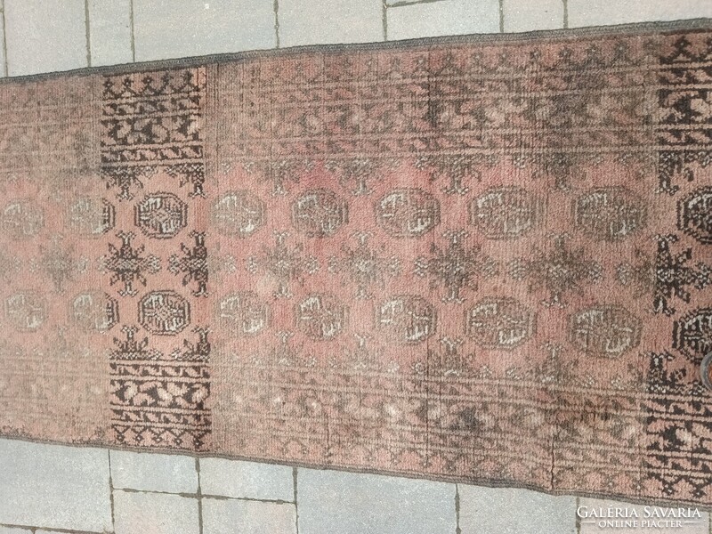Bokhara pakisztáni kézi csomózású szőnyeg. Alkudható.