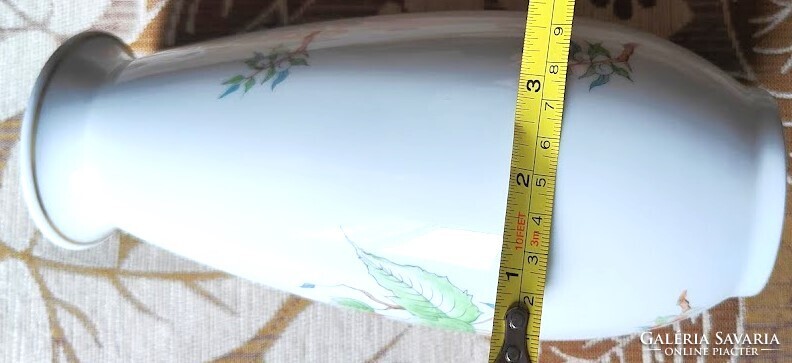 Herendi csipkebogyó mintás porcelán váza 23 cm magas