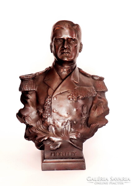 Vitéz Nagybányai Horthy Miklós bronz mellszobra, 34 cm