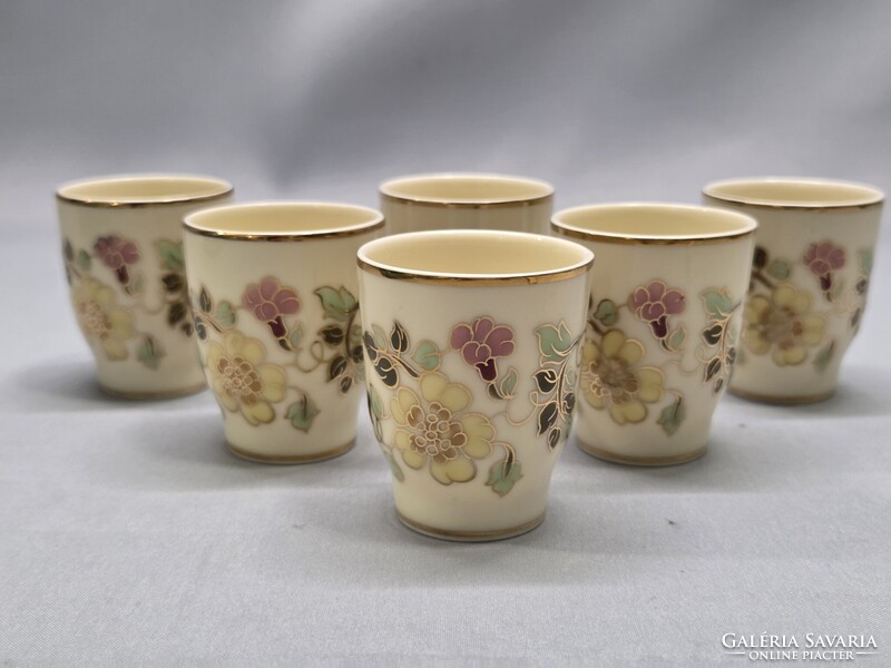 Zsolnay kézzel festett pillangós porcelán pálinkás készlet