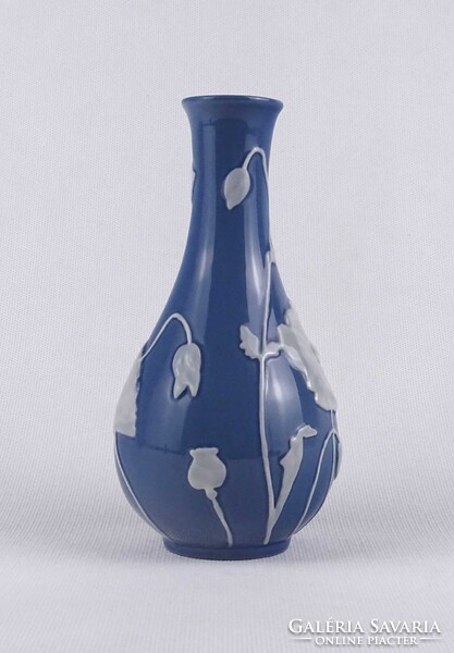 1U235 Ritka kék színű pipacsos - pate sur pate - Herendi porcelán váza 15.7 cm