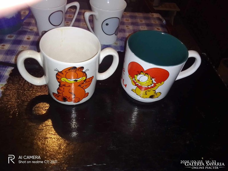 Garfield bögrék párban