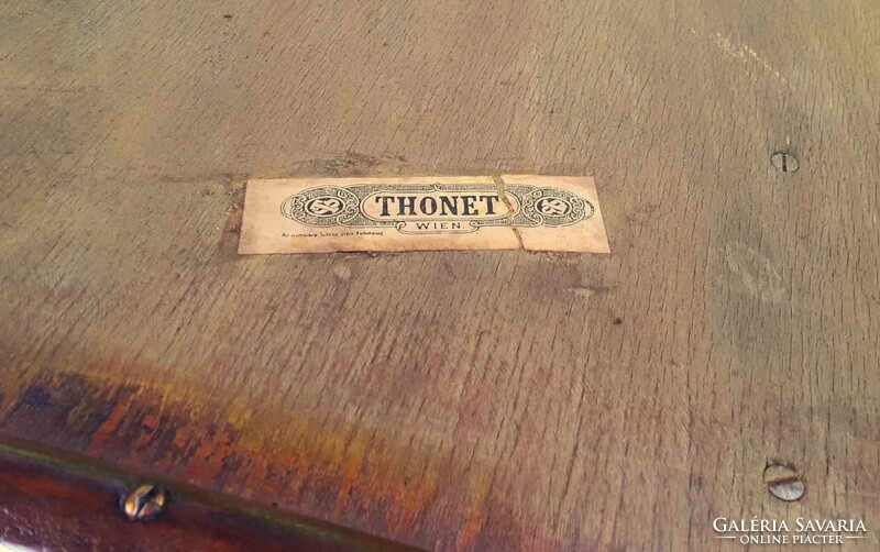 Restaurált Thonet sakkasztal / kártyaasztal.