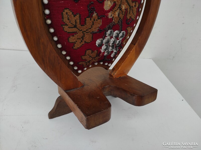 Antik biedermeier bútor szerszám bor borászat szőlő gobelin kézimunka 843 6627