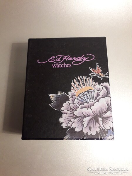 Dizájn Ed Hardy vatches Ed Hardy karóra dobozában replika?