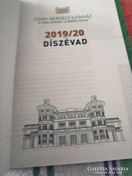 Színházi évados műsorfüzetek:Csiky Gergely Színház Kaposvár