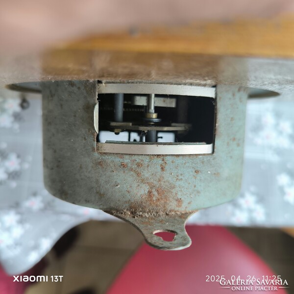 Retro Jantar Orosz Ingás Falióra eladó!