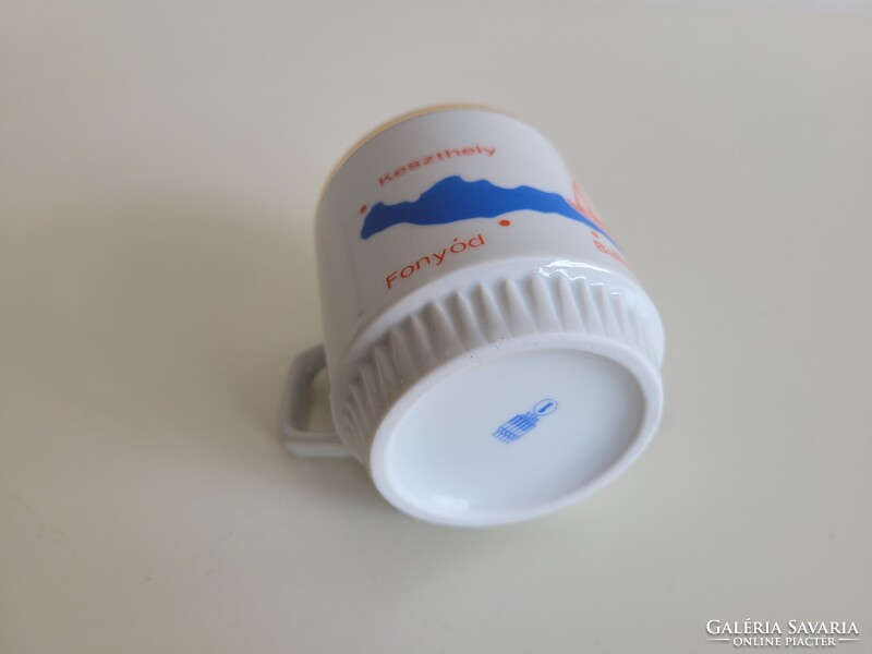 Retro régi Balatoni emlék Zsolnay porcelán bögre vitorlás mintás mid century Balaton szuvenír