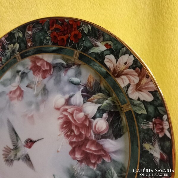 "Kolibri ". Meseszép, limitált, "Lena Liu " porcelán falitányér.