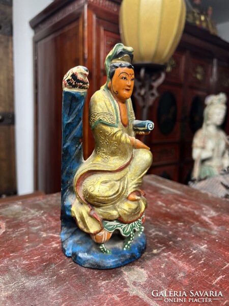 Antik Kuan Yin fa faragott aranyfestésű szobor, keleti, ázsiai, japán