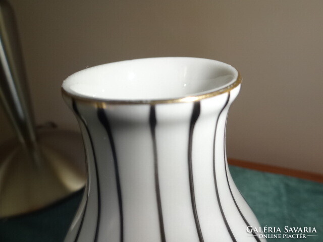 Art deco Koczor Sándor csíkos kisváza