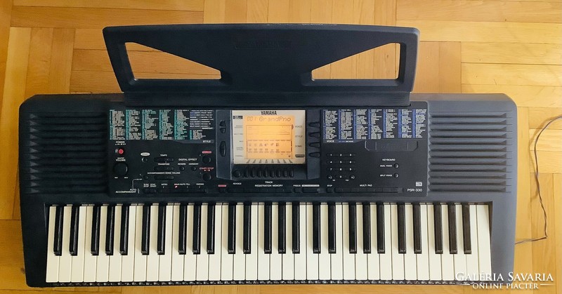 Yamaha PSR-330 szintetizátor - hibátlan állapotban
