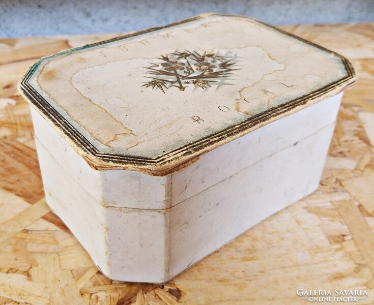 Stühmer bonbonos doboz