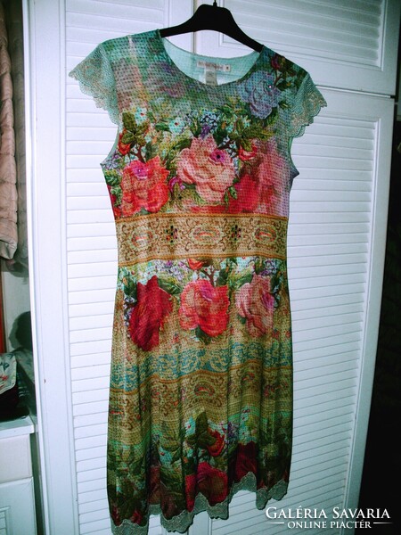 Michal Negrin ruha M