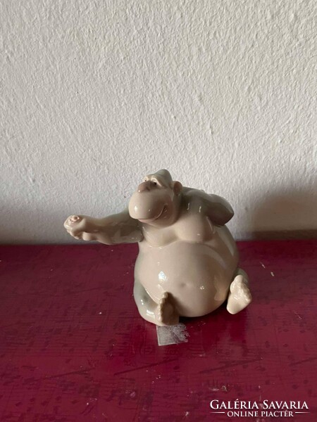 Lladro/Nao hím gorilla !