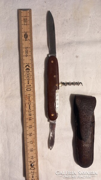 Régi jelzett bicska  , zsebkés,  eredeti tokjával