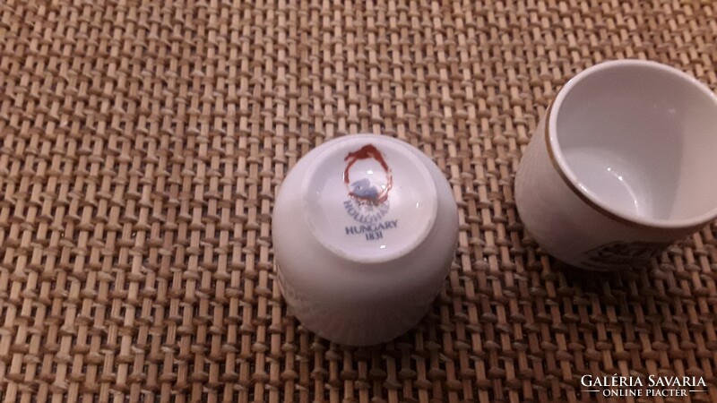 Hollóházi porcelán kupicák. Kazincbarcika vízmű.