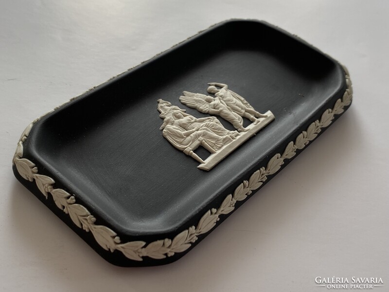 Vintage Wegwoog porcelán tálka fekete- fehér színben, Daedalos es Ikaros ábrázolással