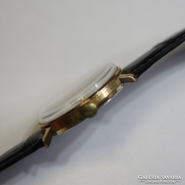 Breitling aranyozott férfi karóra