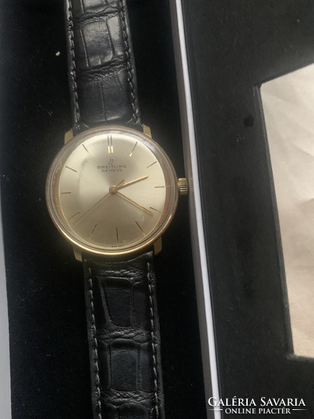 Breitling aranyozott férfi karóra