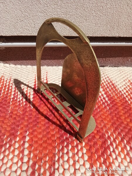 Brutalista art deco réz újság tartó magazin állvány. Alkudható.