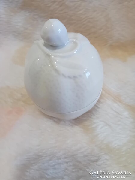 2503/18 Herendi fehér porcelán eperfogós bonbonier