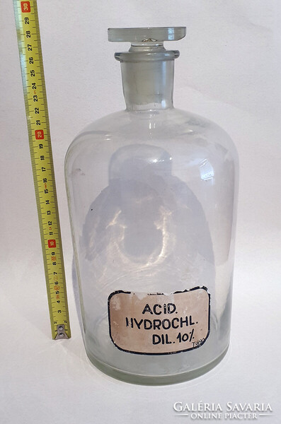Antik, nagyméretű, vegyszeres laborüveg, patikai üveg, eredeti címkével. 3 literes, 28 cm magas