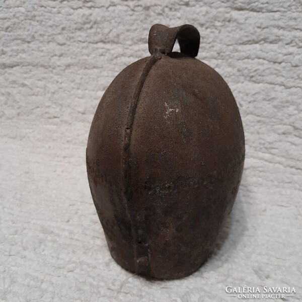 Alpesi nagyméretű,marha kolomp-csengő.20 x 22 x 13 cm.
