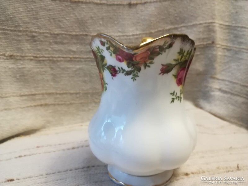 Royal Albert "Old Country Roses" kiöntő
