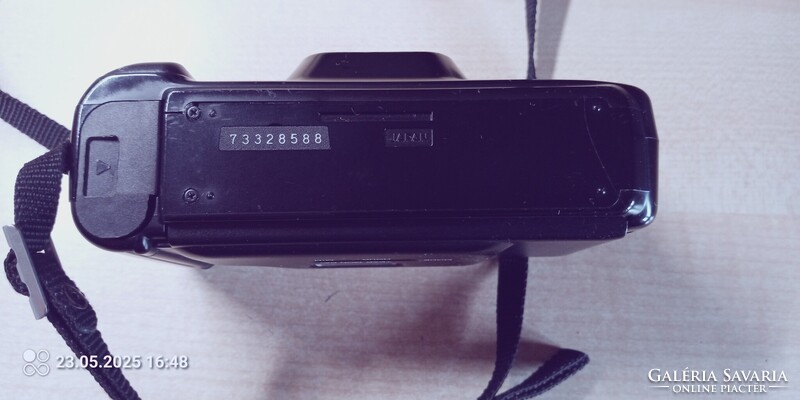 Minolta FS-E II (Quartz Date) – automata 35mm filmes fényképezőgép