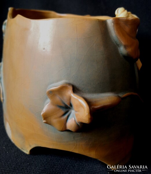 DT/456 – Bernard Bloch Manufaktúra – Gyönyörű szecessziós majolika kaspó, kínáló