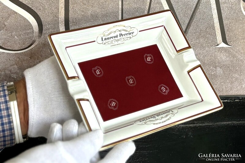 Laurent-Perrier Champagne nagy méretű szivar hamutartó, francia porcelán