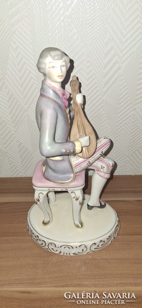 Hollóházi lantos fiú porcelán