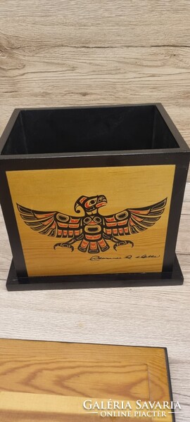 HAIDA ,INDIÁN FA DOBOZ