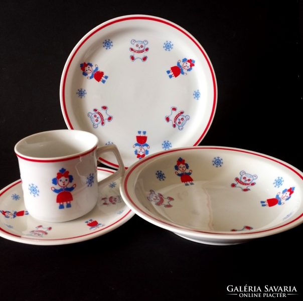 4 DB RÉGI SZÉP RITKA ZSOLNAY PORCELÁN MACIS GYEREK ÉTKÉSZLET,SZETT