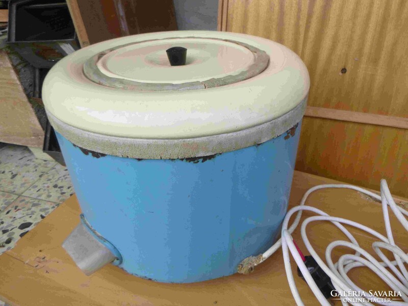 NDK-s kemping ,,mosógép" és Hajdú törpecentrifuga