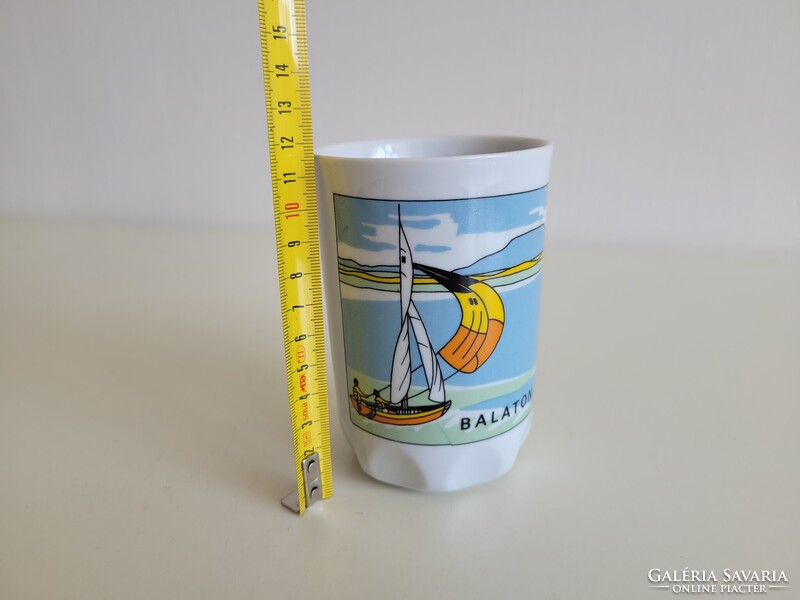 Retro régi Balatoni emlék Zsolnay porcelán bögre vitorlás mintás mid century Balaton szuvenír