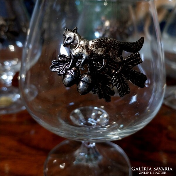 Vadászoknak   6db  2.5db űrtartalomú Talpas Konyakos pohár -Brandys pohár  (Bohemia Glass)  Újszer