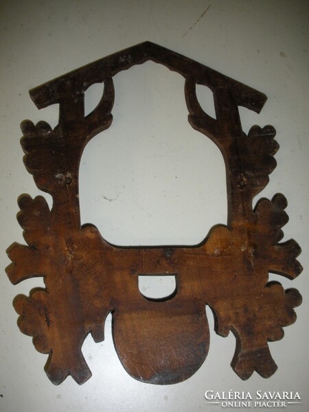 Kakukkos óra eleje faragás