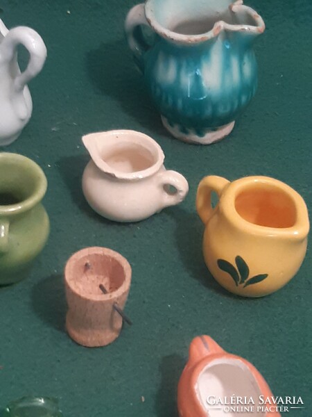 Babaházi edények és Barbis reklámtáskák