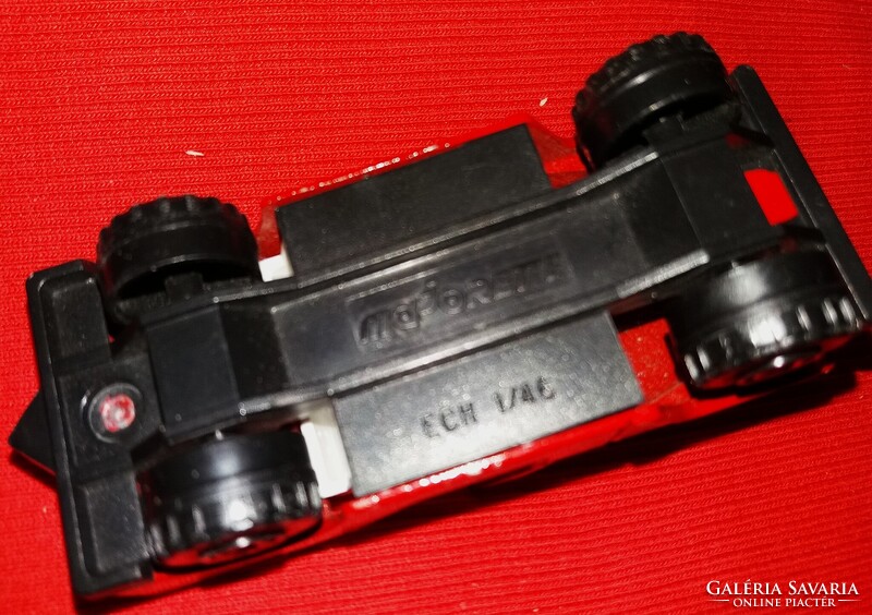 Régi még Francia gyártmányú MAJORETTE 1 :46 JEEP fém kisautó képek szerint ( NAGY MÉRET- KING SIZE )