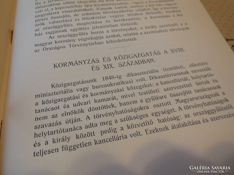 Magyarország művelödésének története   írta Dr Berecz  Sándor   KNER nyomda  Gyoma  1905.