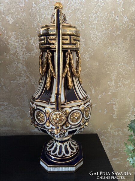 Antik Sèvres-stílusú porcelán váza August Bauscher-től – különleges gyűjtői darab!