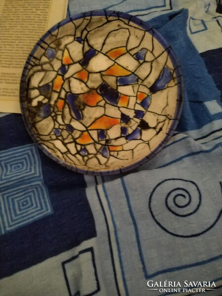 Iparművészeti falitál/tálka :Krajtsovits Margit