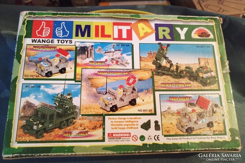 Originált csomagban kis böröndben régi  retro military lego