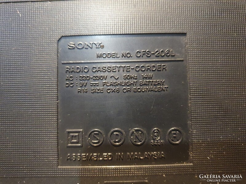 Retro Sony CFS-206L rádiósmagnó kazetta boombox sétálómagnó hi-fi 26