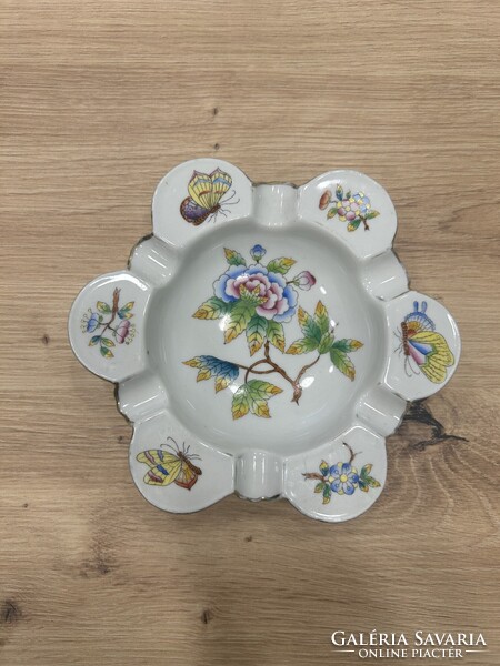 Hetendi pillangós porcelán hamutál